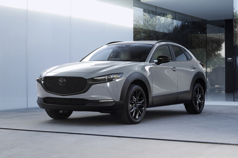 Mazda слегка освежила кроссовер CX-30 и заметно повысила цены